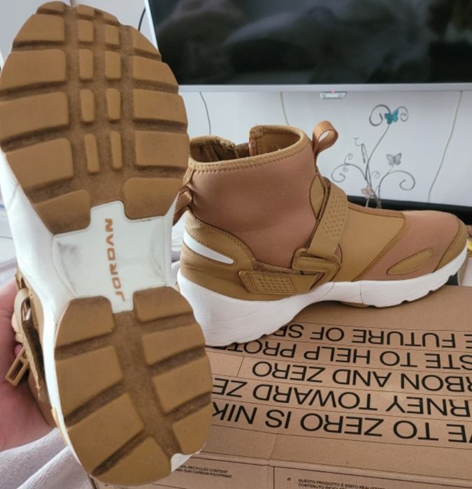 Vand Jordan originali 43