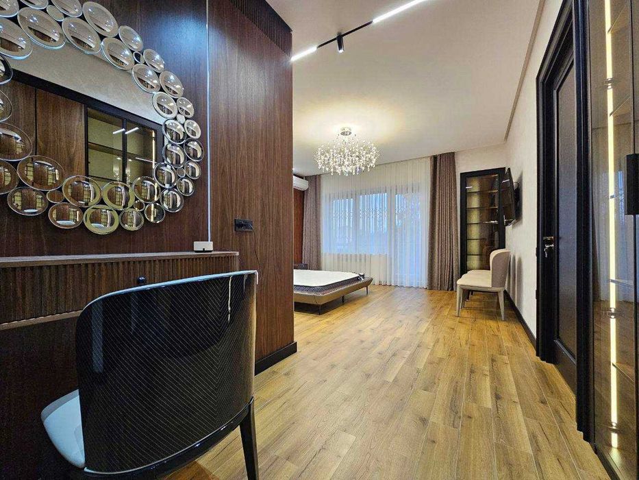 м.Ойбек ГАБУС 4-комн 4/7 175 м² 3 с/у 2 гардеробные евроремонт меб/тех