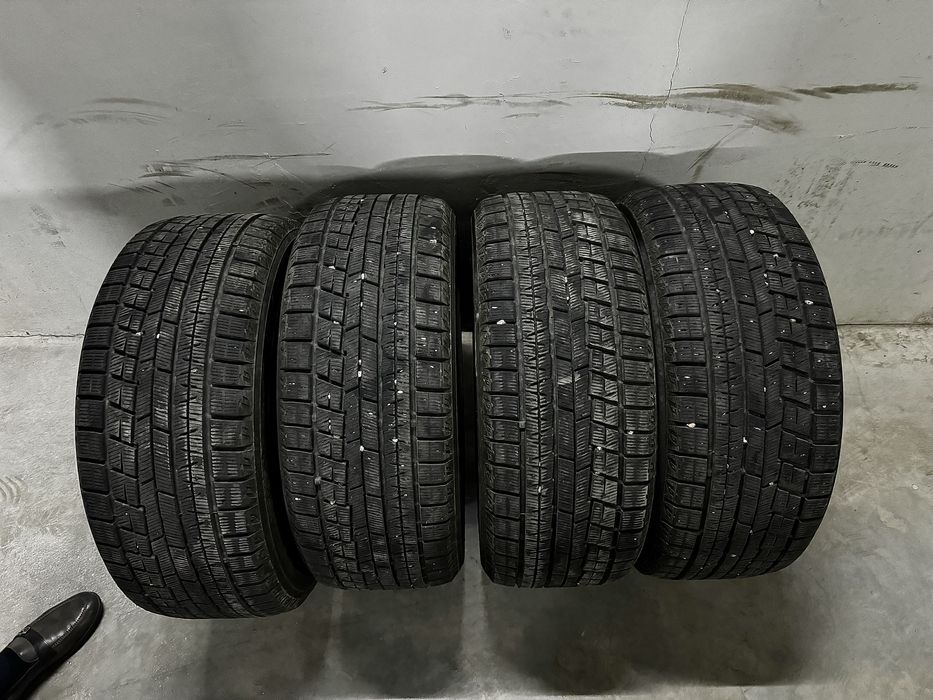 Yokohama Ice Guard IG60 235/45 R18 резина как новая.