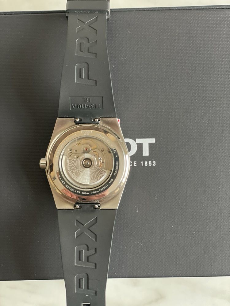 Часовник Tissot PRX