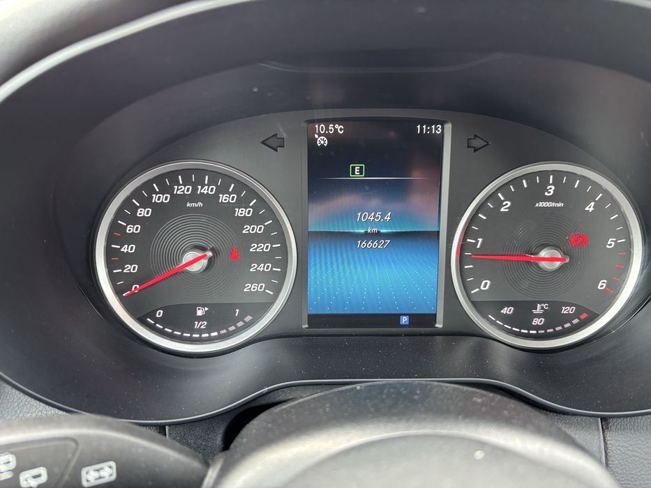 Mercedes-Benz C180 motorul de Mercedes 1600 cm 122 cai EURO 6 an 2020