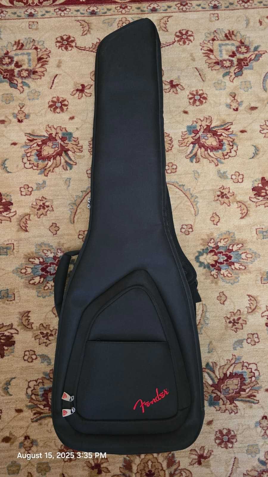 Bass electric Fender Squier Precision editie limitata