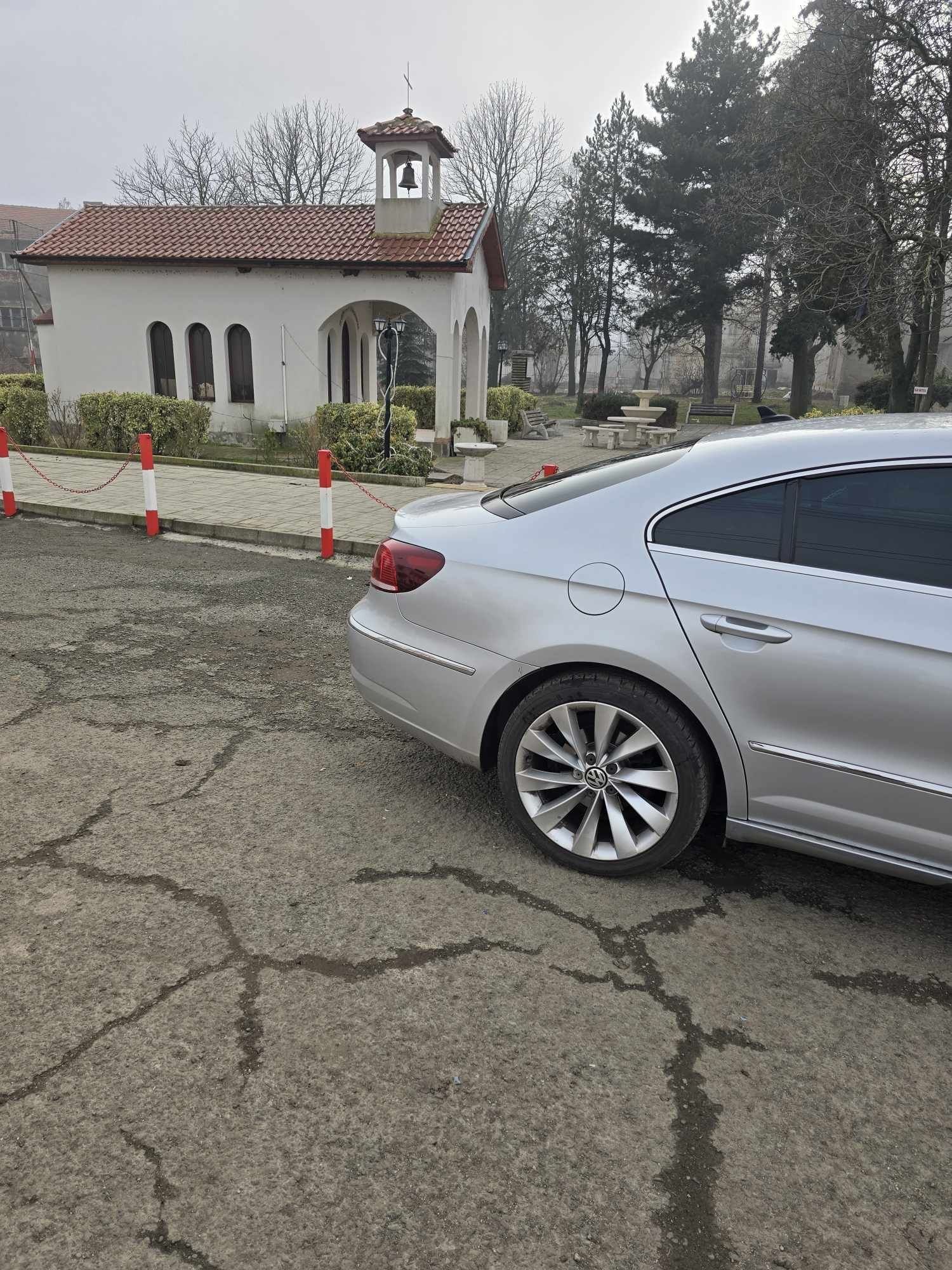 VW CC 2014,2.0 DIESEL с десен волан