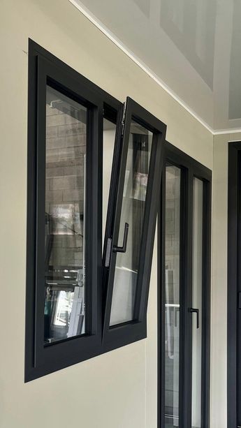 Пластиковые алюминиевые окна и двери. Ремонт