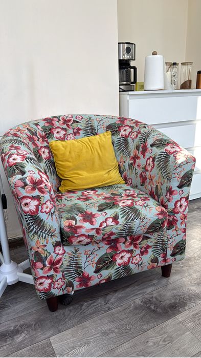 Продам кресло в отличном состояний