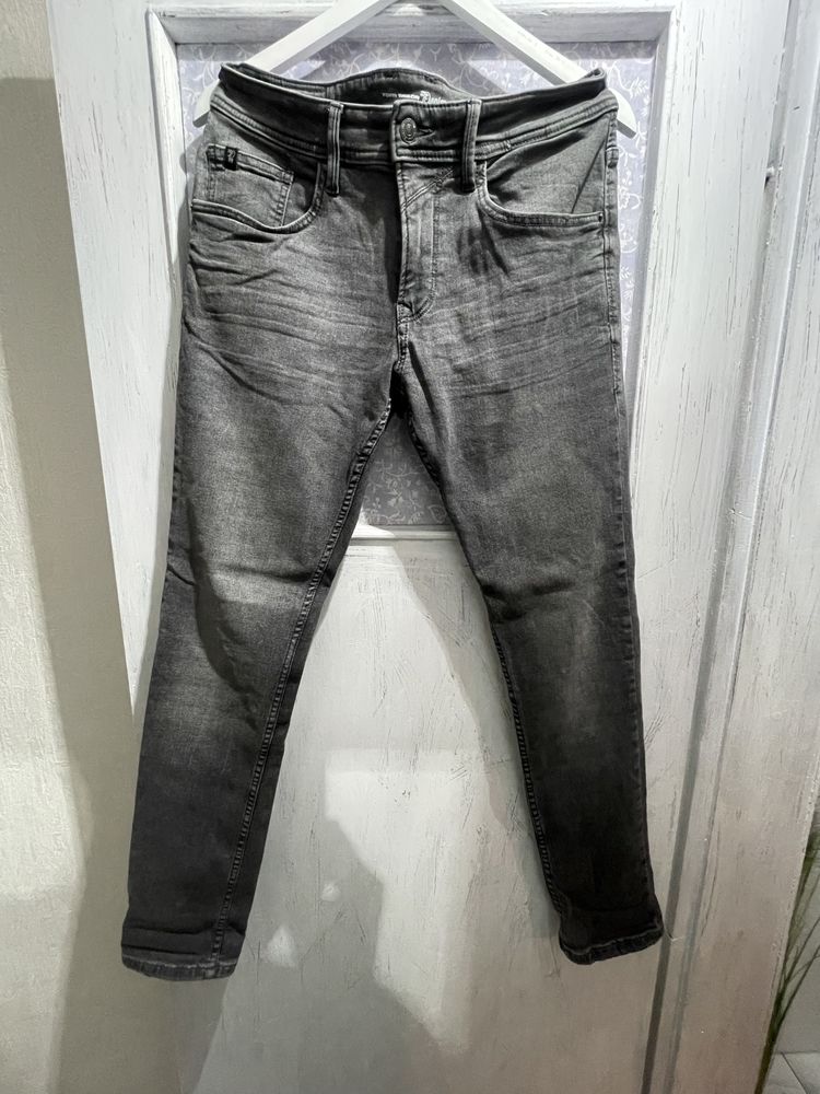 Мъжки дънки:Jack&Jones и Tom Tailor