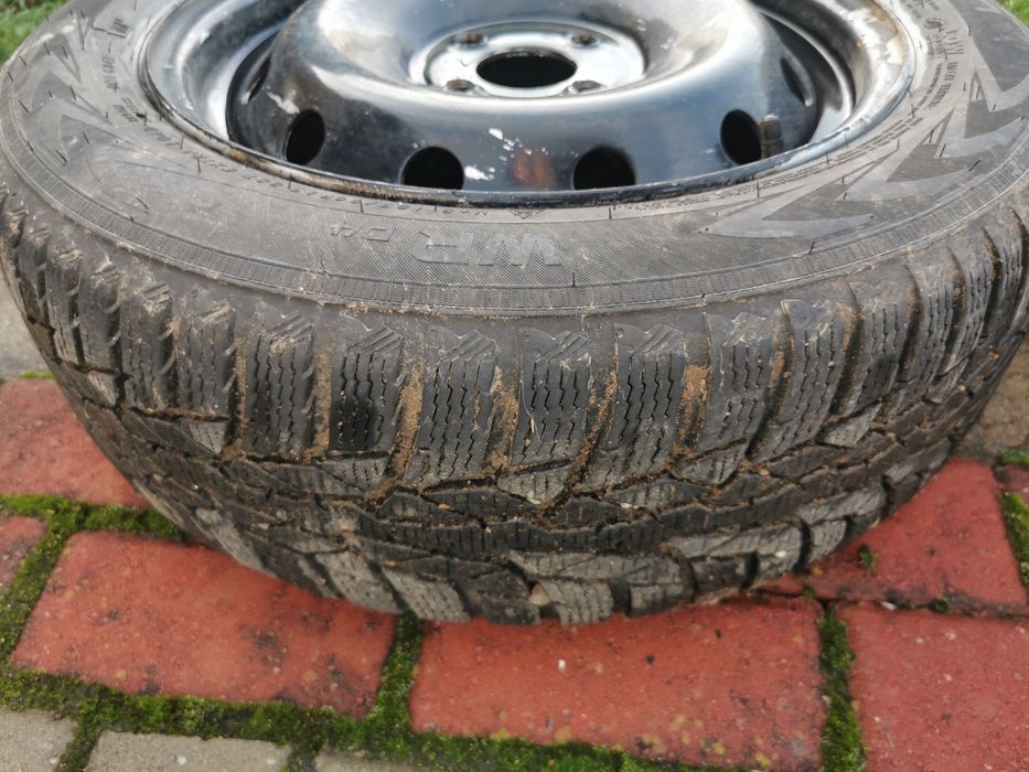 Cauciucuri iarna ff bune 185/60/15