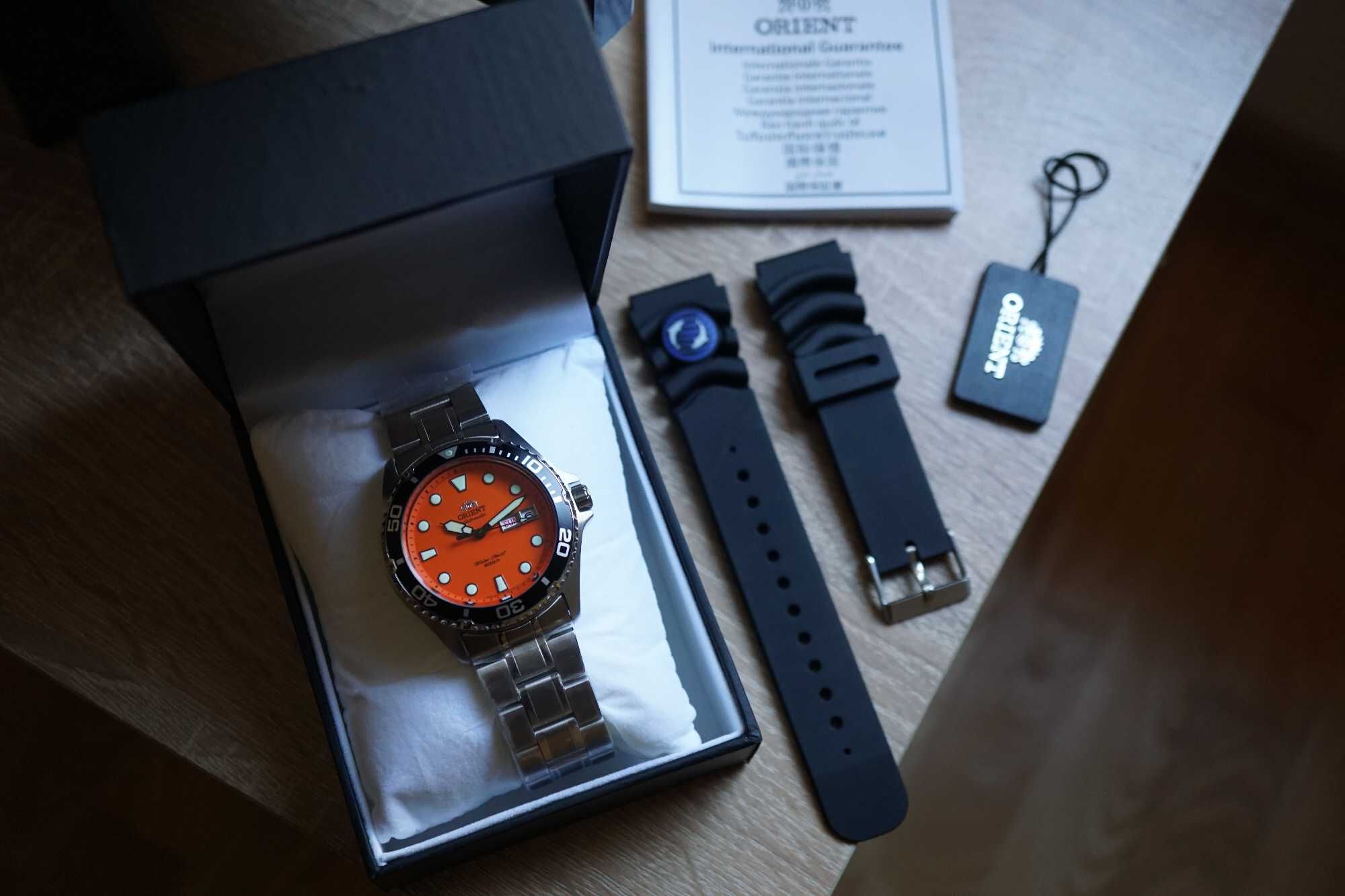 ORIENT Ray II automatic orange