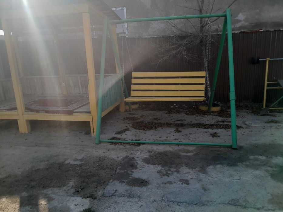 Качеля высота 2.5метр.