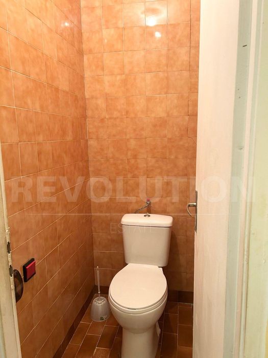 Тристаен апартамент в ж.к. Гео Милев