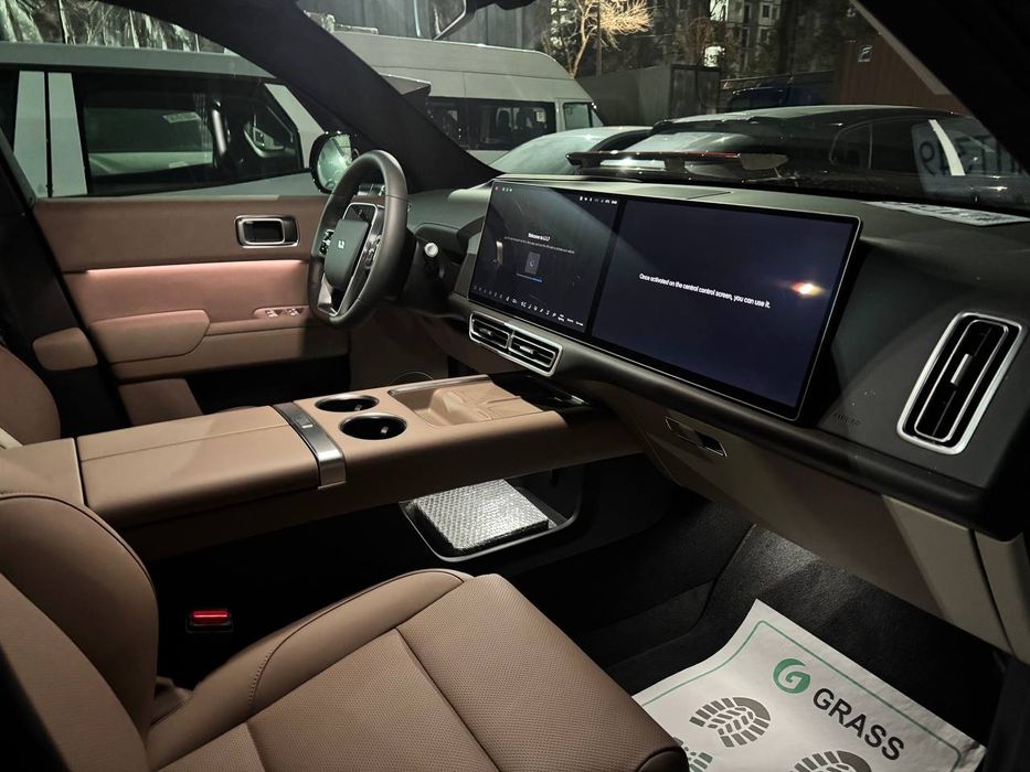 Lixiang L7 Ultra restyling