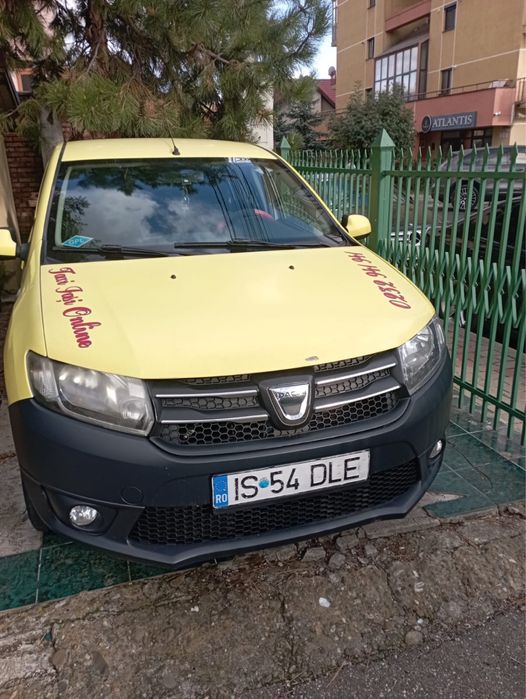 Logan 2015 ,2300€