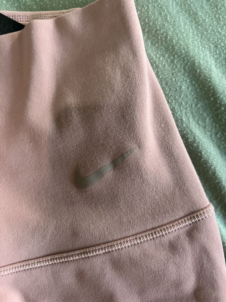 Къс клин nike чисто нов