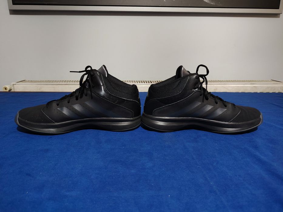 ADIDAS Performance Isolation 2, mărimea 45, interior 29 cm.