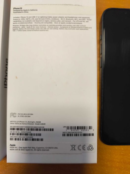 Смартфон Apple iPhone 14, 256GB, 6GB RAM, 5G