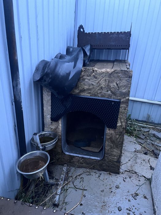 Продам будку для собаки
