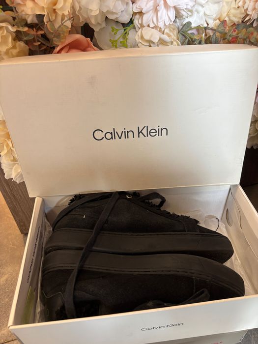 Черни велурени кецове Calvin Klein