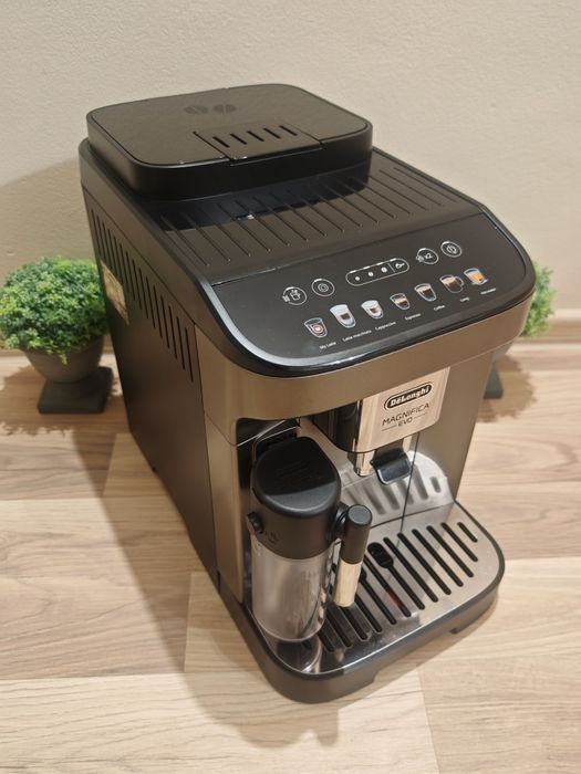 DeLonghi Magnifica EVO