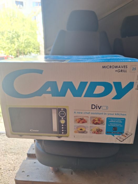 Cuptor cu Microunde Candy