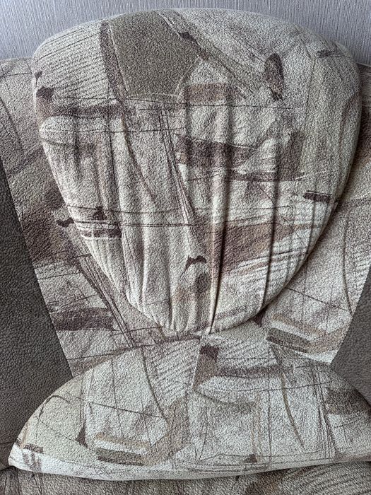 Продаю выдвижной диван