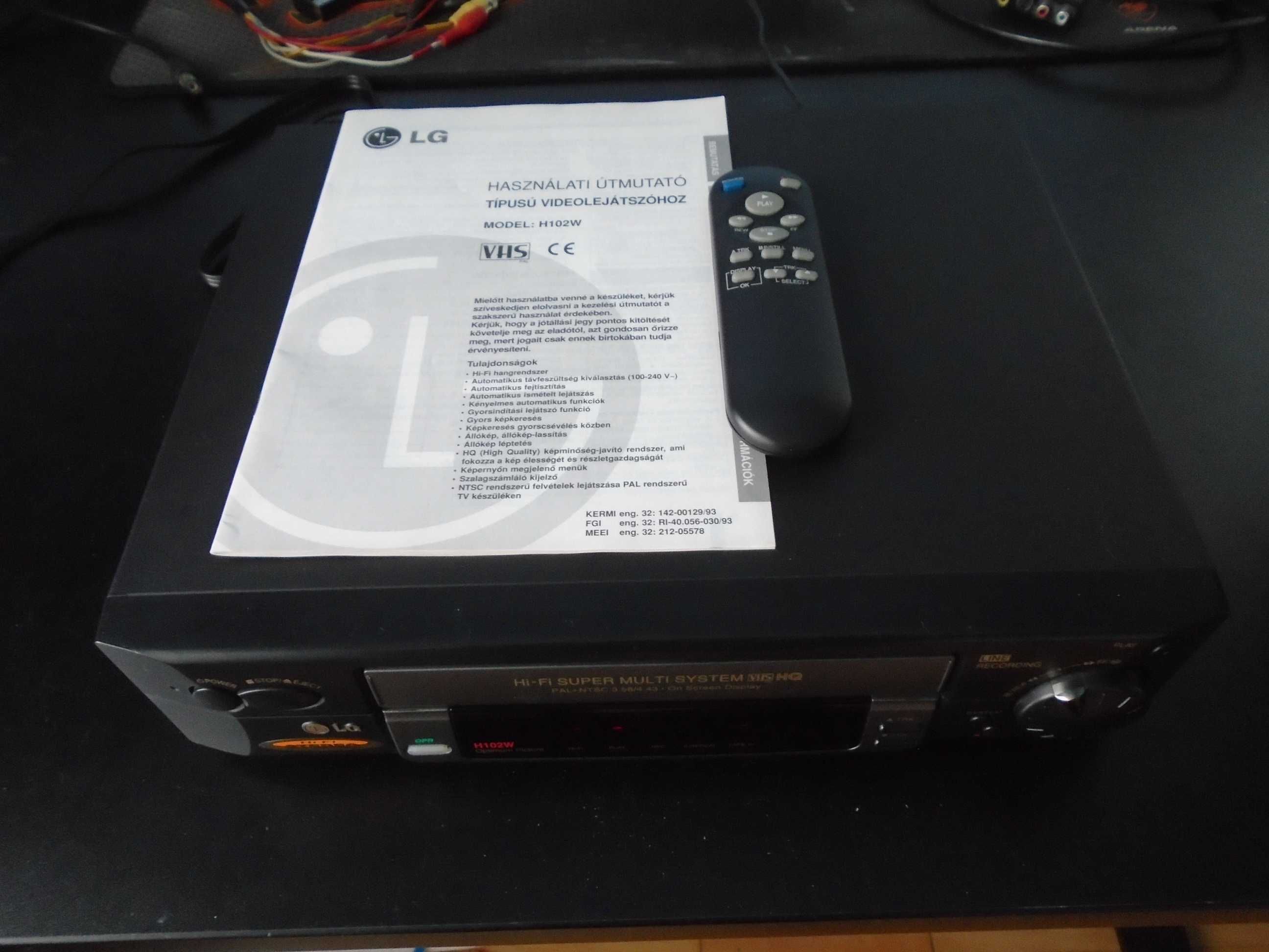 stereo VHS LG h102w