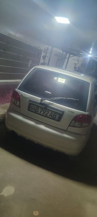 Мошина срочно сотилади