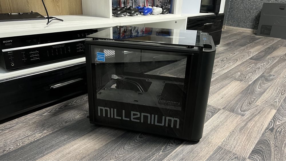 Кутия за компютър Thermaltake Millenium