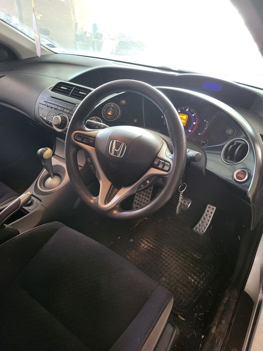 Хонда сивик 2.2 дизел НА ЧАСТИ