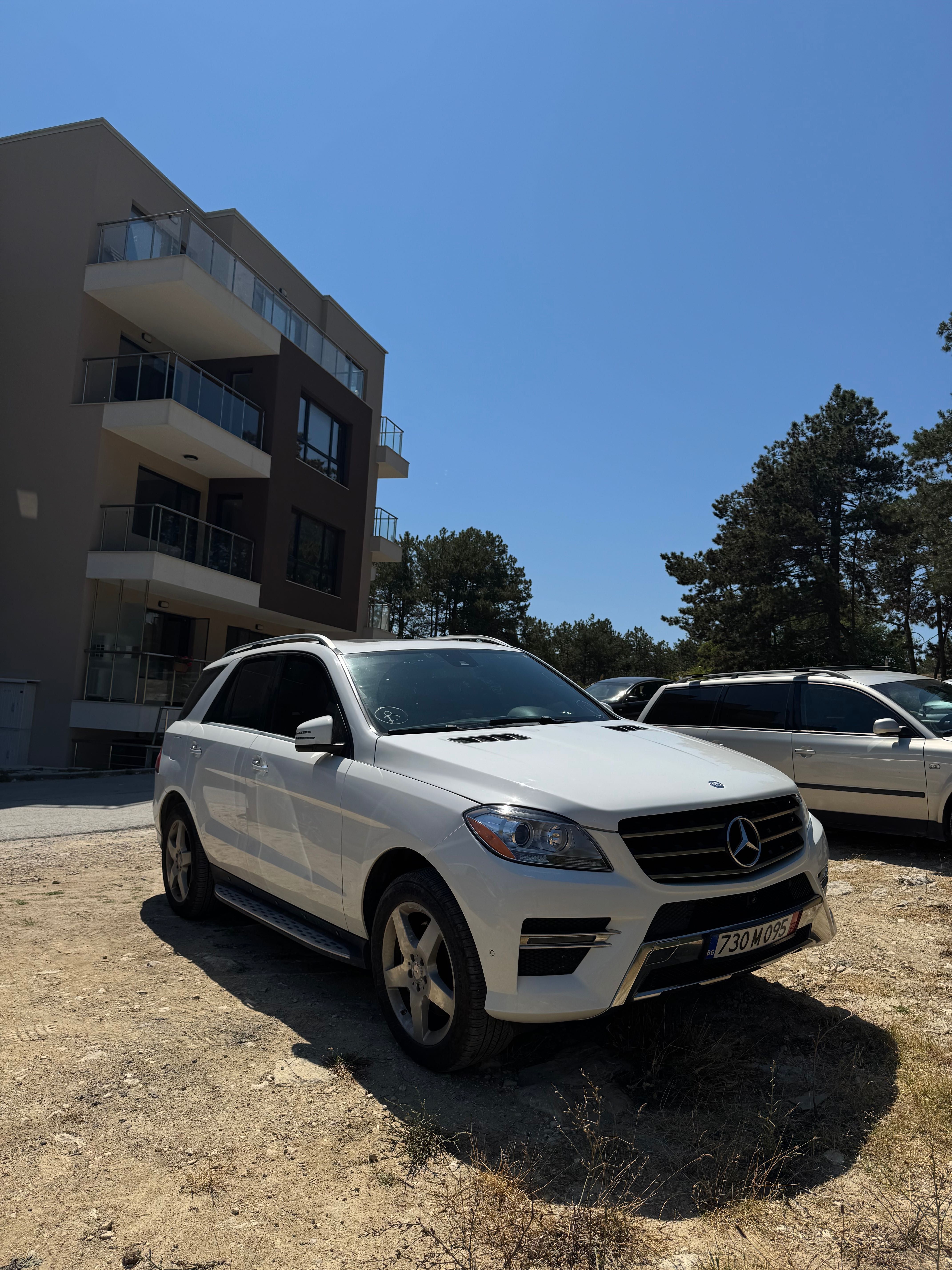 Продавам Mercedes ML 3.0 бензин