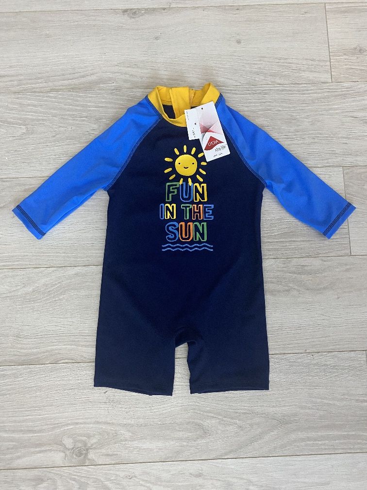 Costum inot/protectie solara copii marimea 110, nou