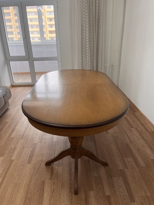 Продам стол