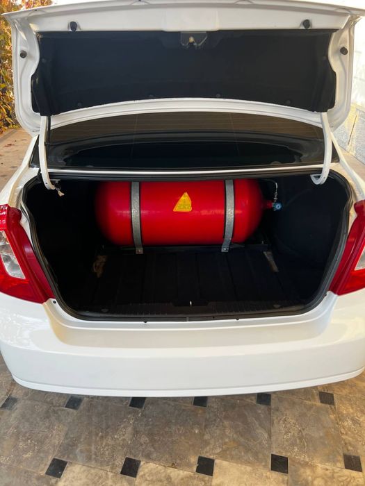 Jentra mexanika ideal xolatda