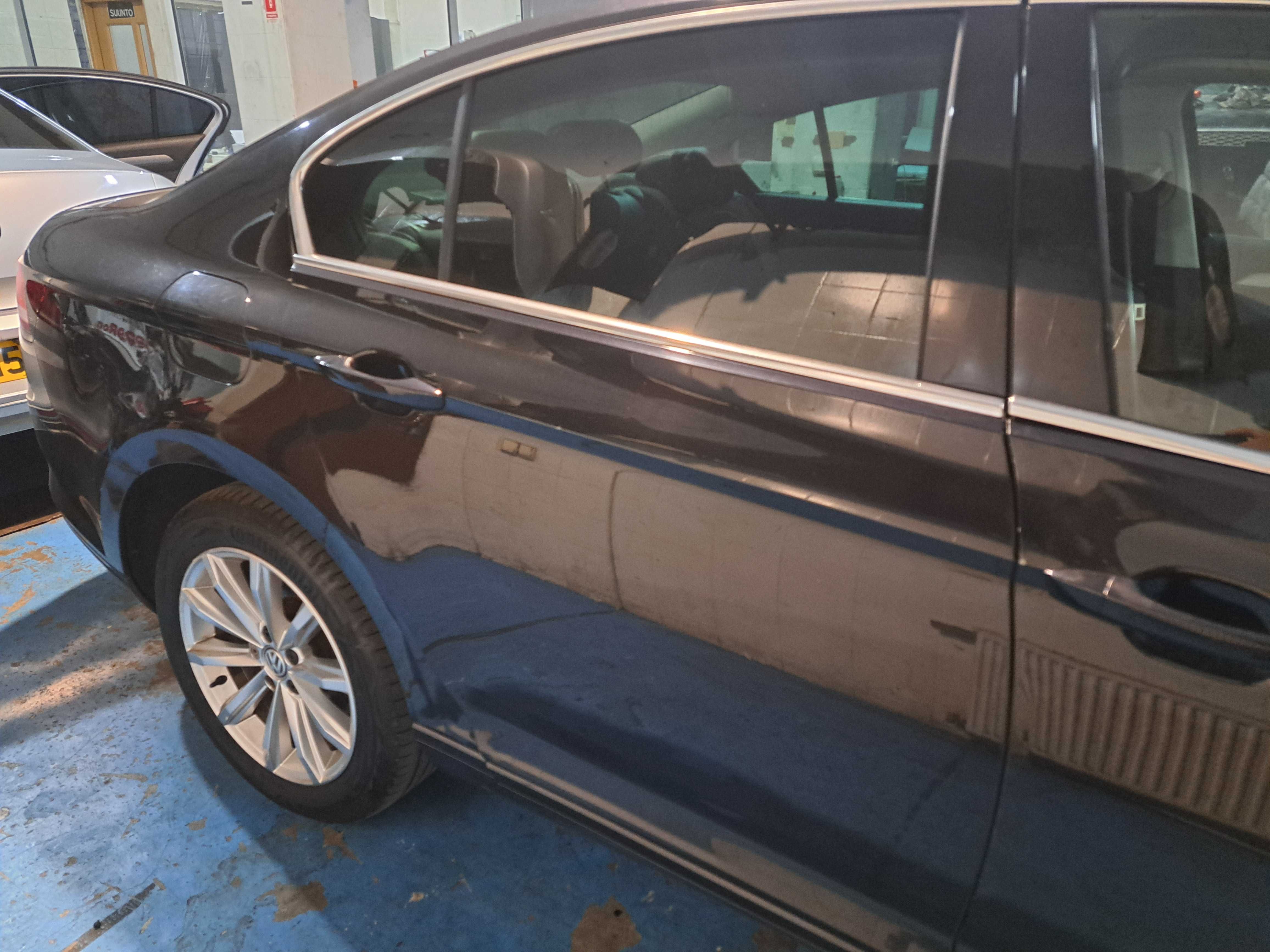 Dezmembrez VW PASSAT B8 berlina 1.6 tdi cod motor DCX