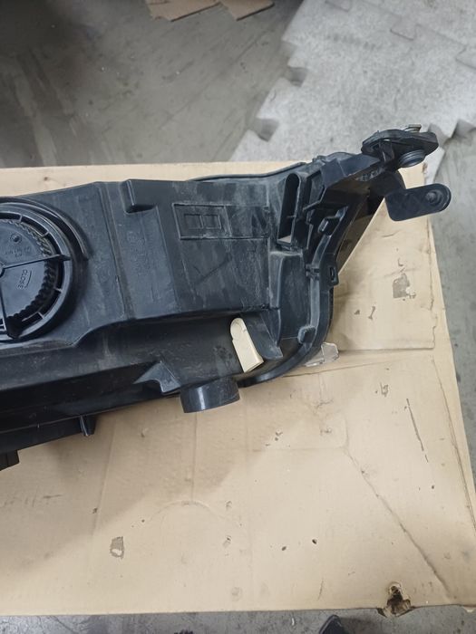 Far stânga vw T-roc original cod 2ga 941 035p