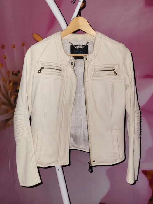 Geaca guess by Marciano,din piele marime s/m dama