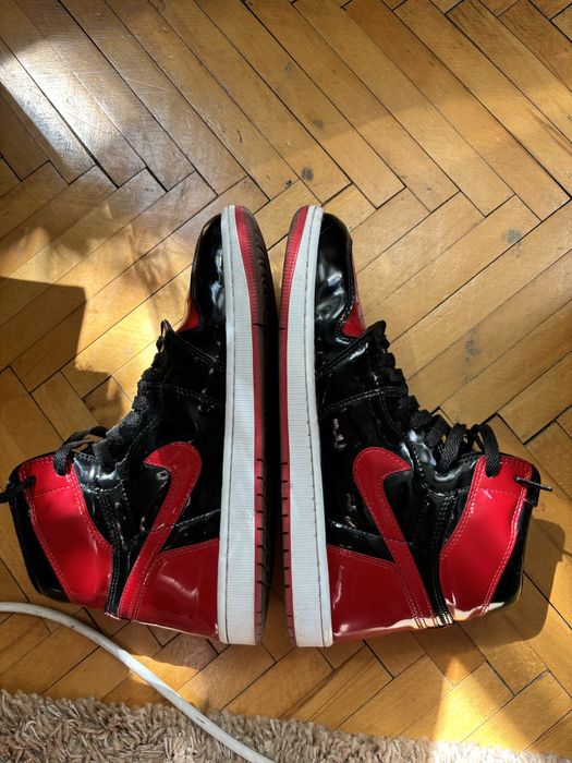 Jordan 1 mid patent bred