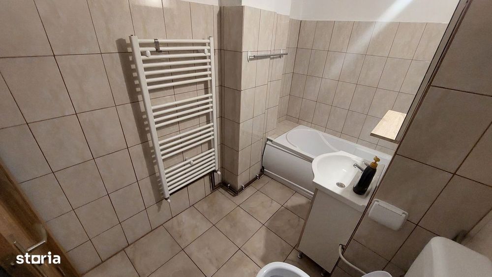 Garsoniera Mioveni, POSTA , parter cu Balcon , Mobilata si Utilata,