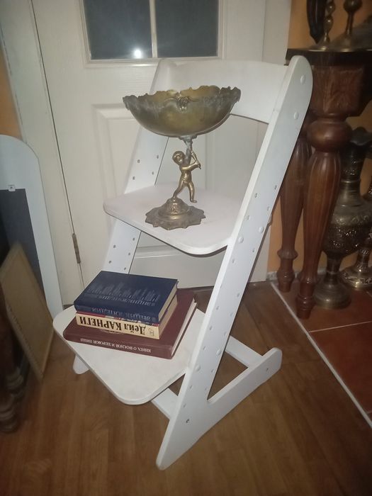 Продам недорого полку стильную