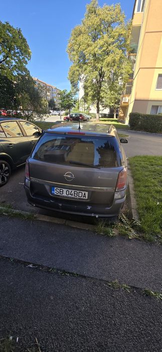 Vând Opal Astra H