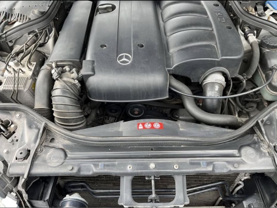 Продовам W211 комби - десен волан