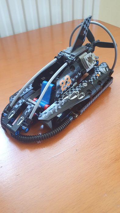 LEGO Technic Hovercraft set 2 in 1