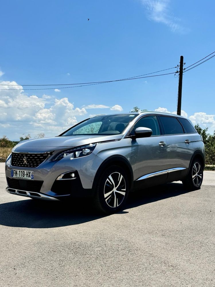 Peugeot 5008 Puretech 2019г.