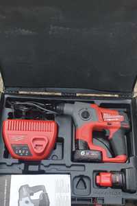 Ciocan rotopercutor Milwaukee M12CH 2019