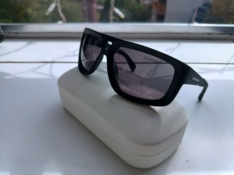 CALVIN KLEIN JEANS
Унисекс слънчеви очила Wrap