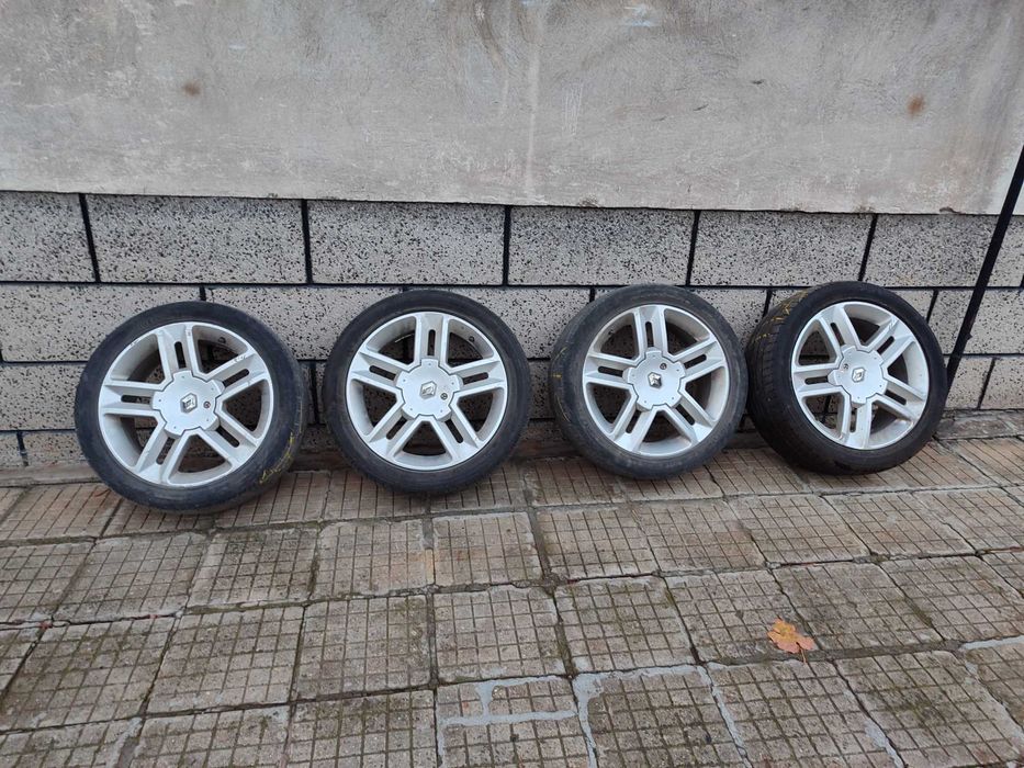 Гуми с джанти 215/45 R17