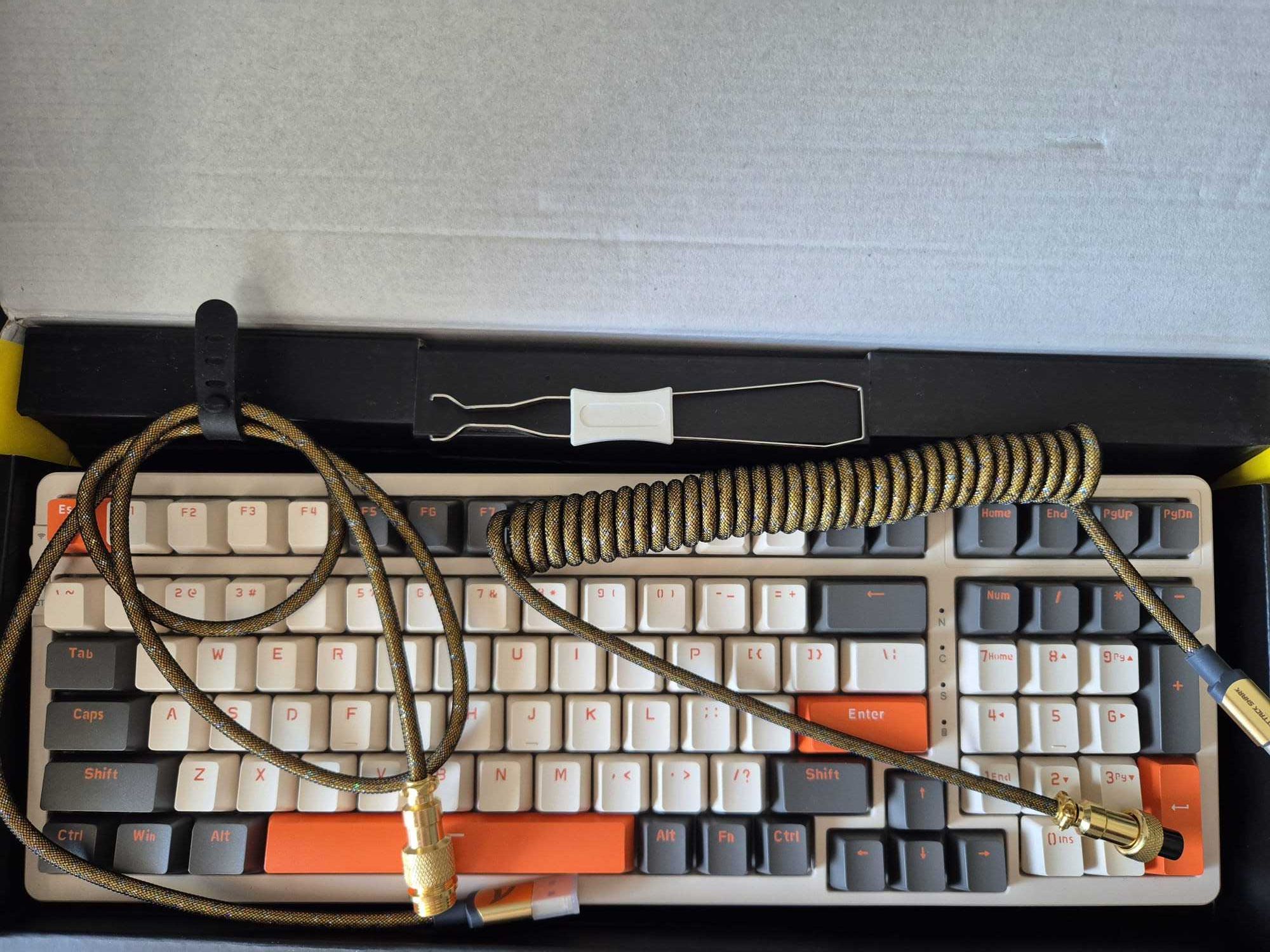 Tastatura Mecanica Attack Shark K98 RGB 2.4G/BT/USB-C