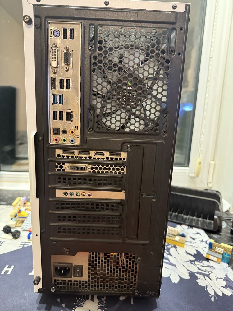 Продам компьютер игровой