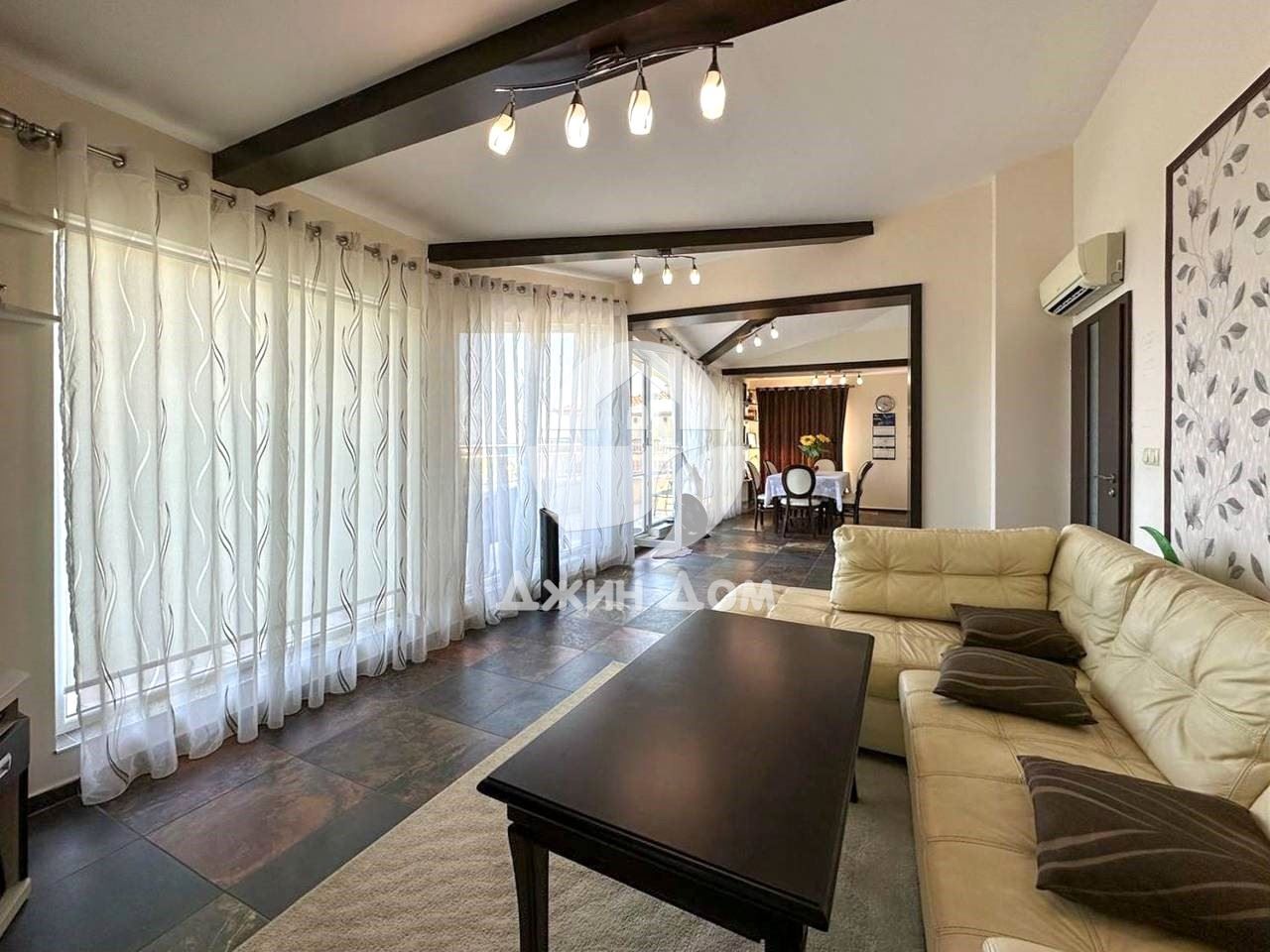 Продава се Тристаен апартамент в Бяла - 107 кв.м за 1029 €/кв.м - Снимка #3