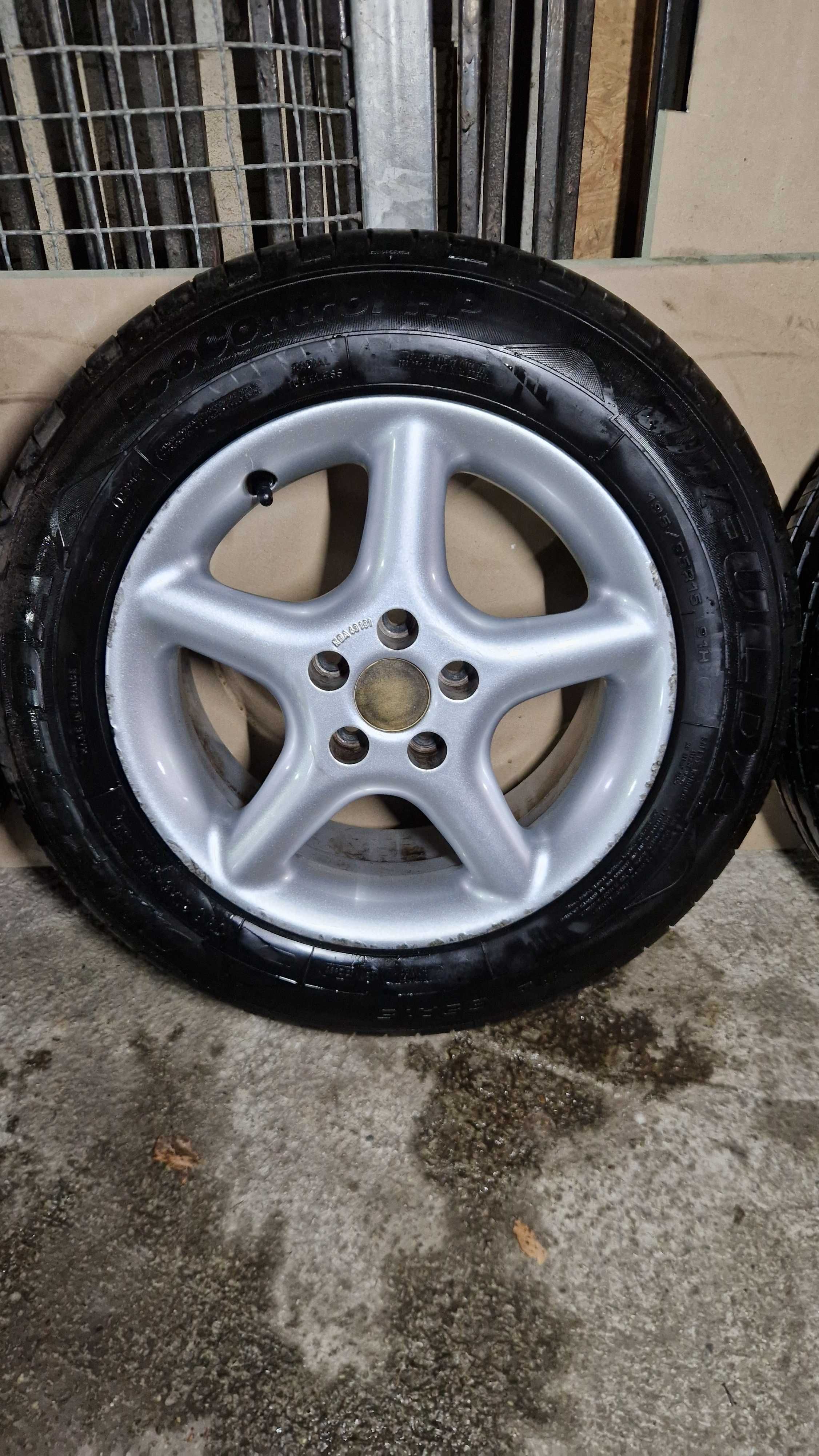 GOLF 4 джанти BORBET със летни гуми 195/65/15 7J×15 ET35 5×100 ЦО56,6