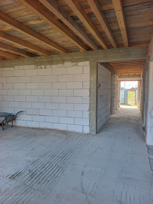 Constructii finisaje